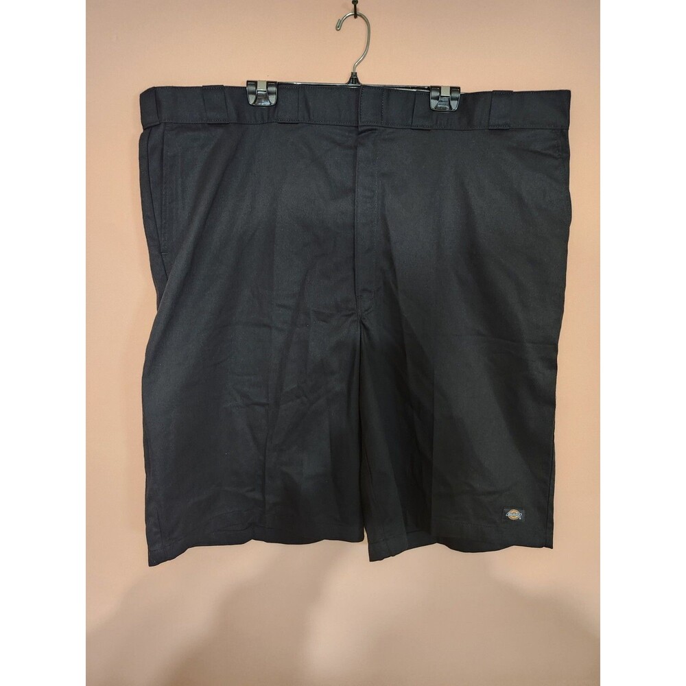 Dickies Men's Loose Fit Multi-Pocket Work Short. Size, 48